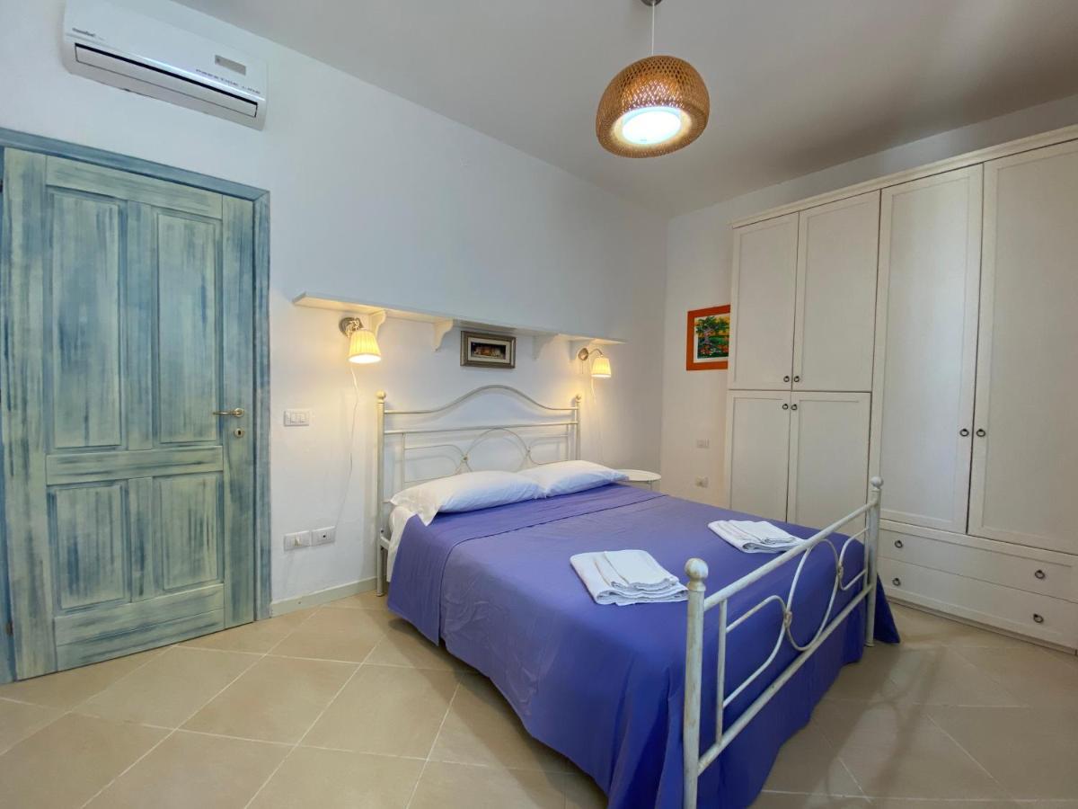 Sabrina Apartments Porto Pino Esterno foto