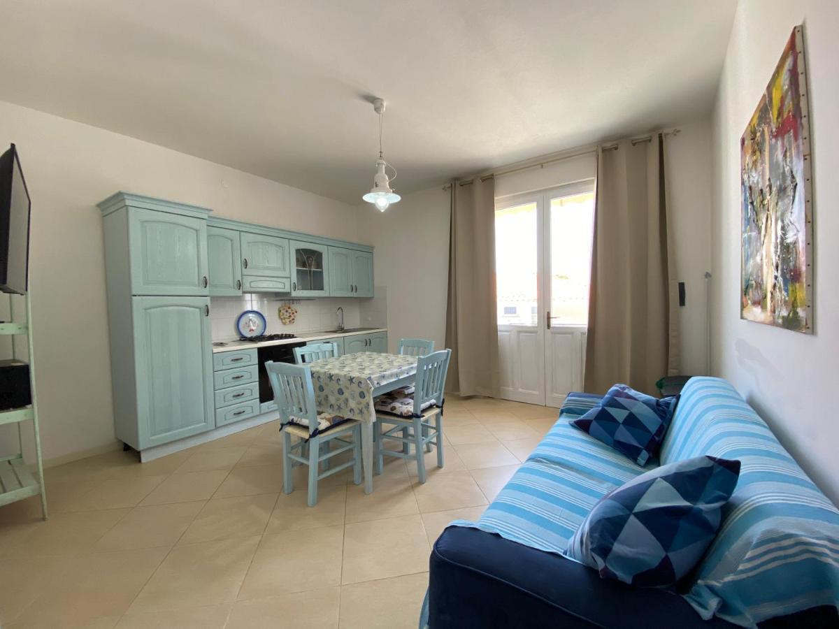 Sabrina Apartments Porto Pino Esterno foto